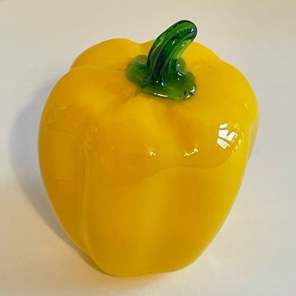 Vintage Murano Glass Type Yellow Pepper - Picture 3 of 5